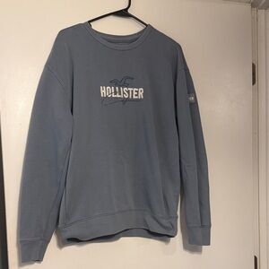 Hollister Men's Light Blue Crewneck Sweater